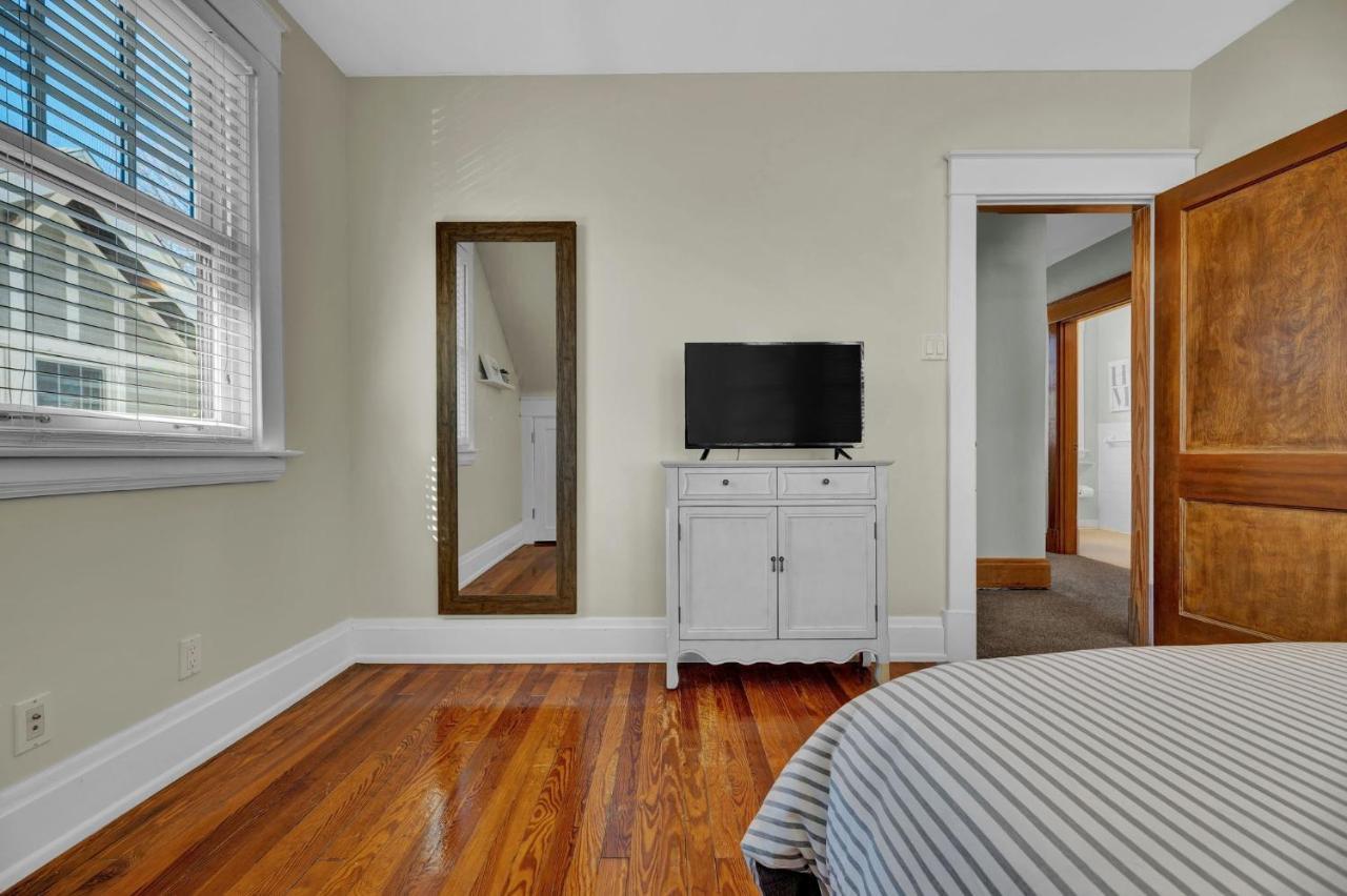 Oakley Square 3Br Charmer - Total Walkability Home Синсинати Екстериор снимка