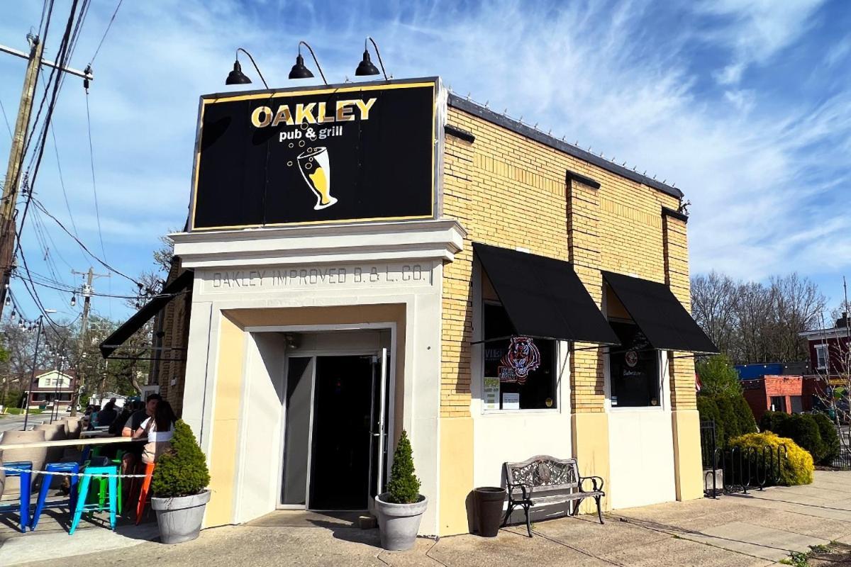 Oakley Square 3Br Charmer - Total Walkability Home Синсинати Екстериор снимка